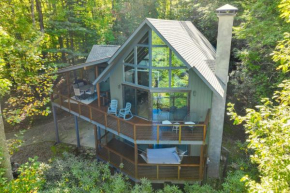 Blue Ridge Pkwy View and Deck Brevard Home!